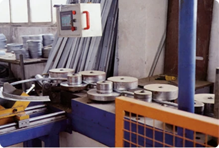 Dispositivo de flange de controle num&eacute;rico